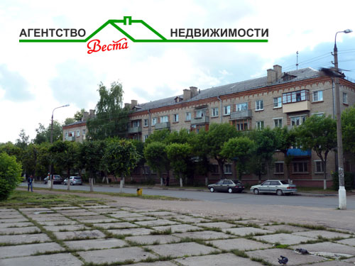 зелёные посадки в жилой зоне Серпухова